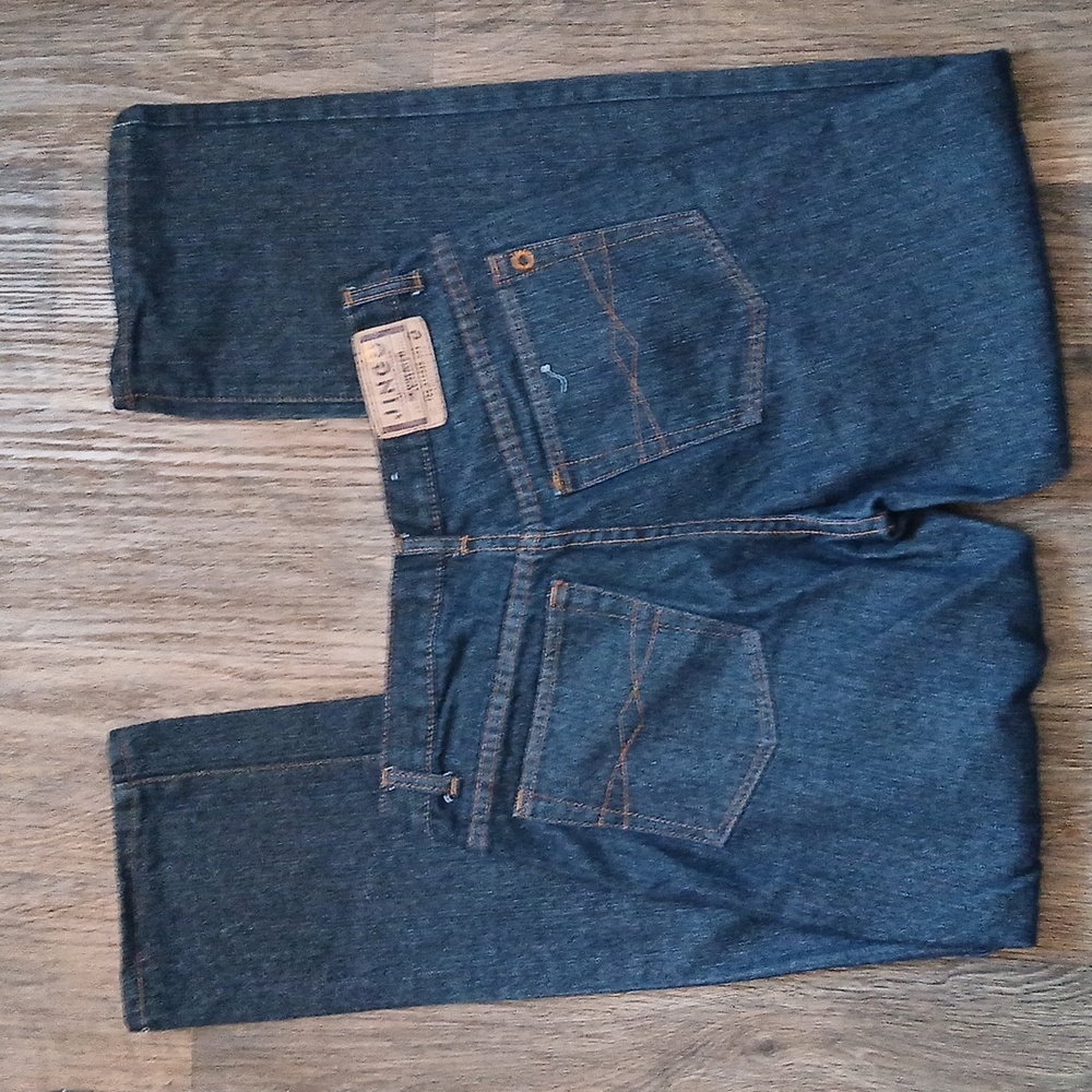 Authentic Jingo Men's Jeans. - Picture 14 of 15